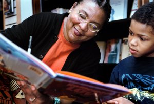 photo of bell hooks