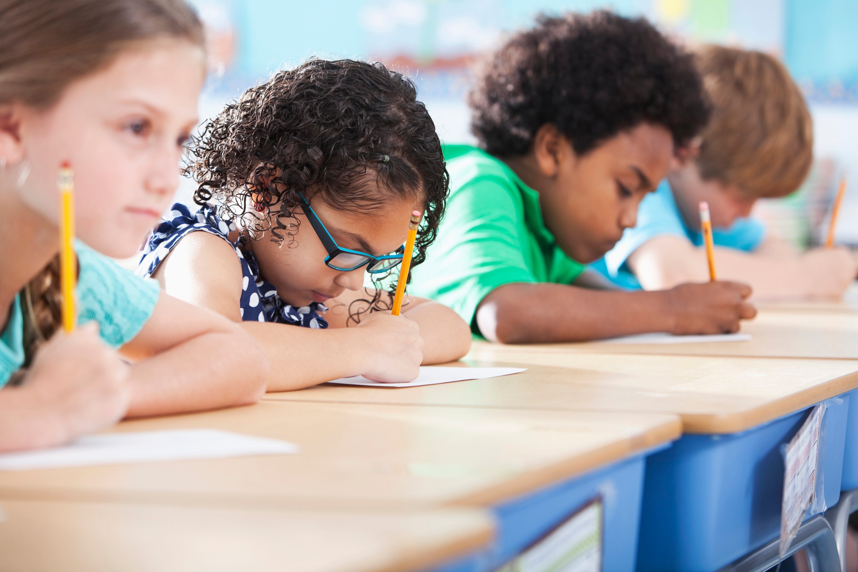 He is learning. Дети Test. Тесты для детей. PIRLS школьники. School and pupil экология.