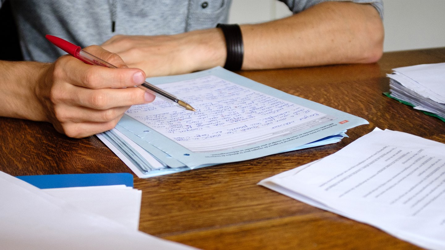 3 Reasons a Teacher Gave Up Grading | Edutopia