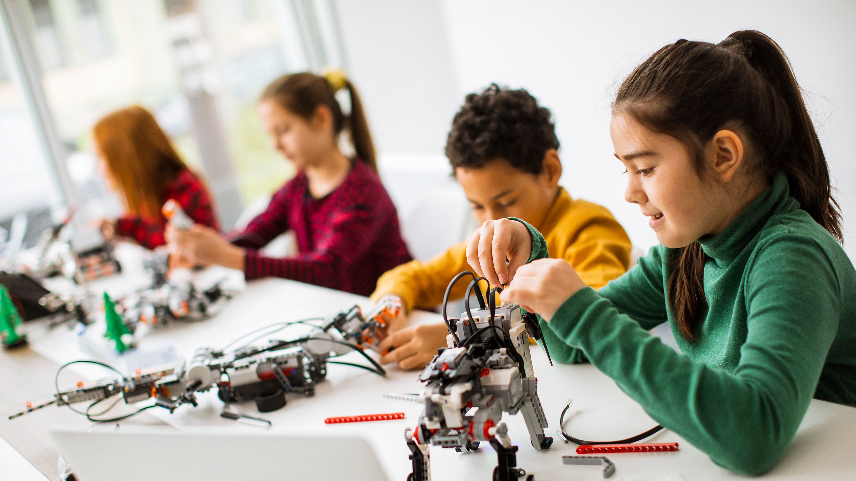  Education Robotics, Programs, STEM Technology and  Teacher Resources 