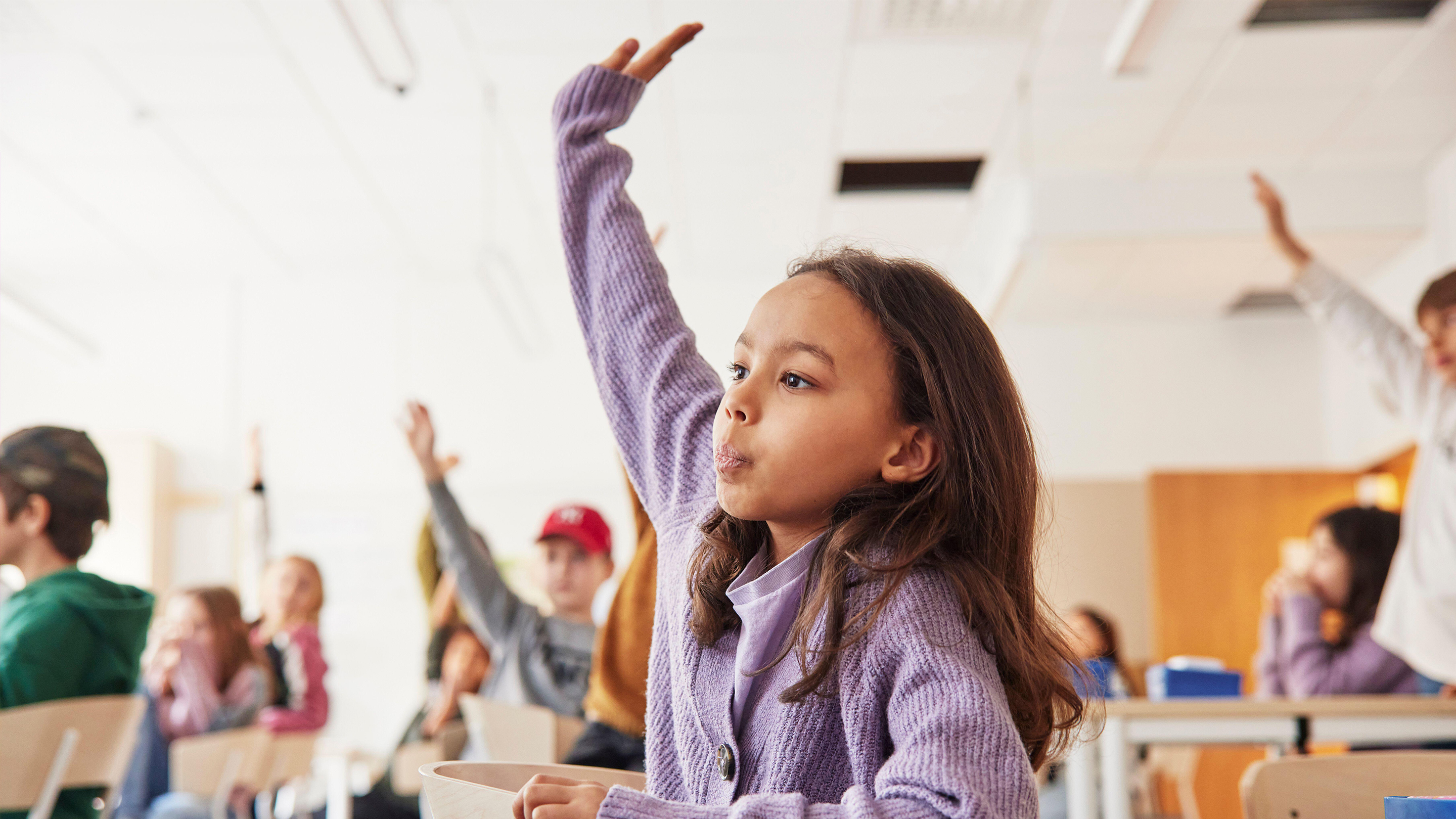 How to Encourage Your Child to Participate More Actively In the Classroom