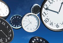 Illustration of clocks