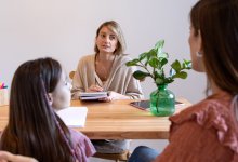 Meeting between parent, student and teacher