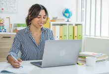 Teacher using AI tools on the computer